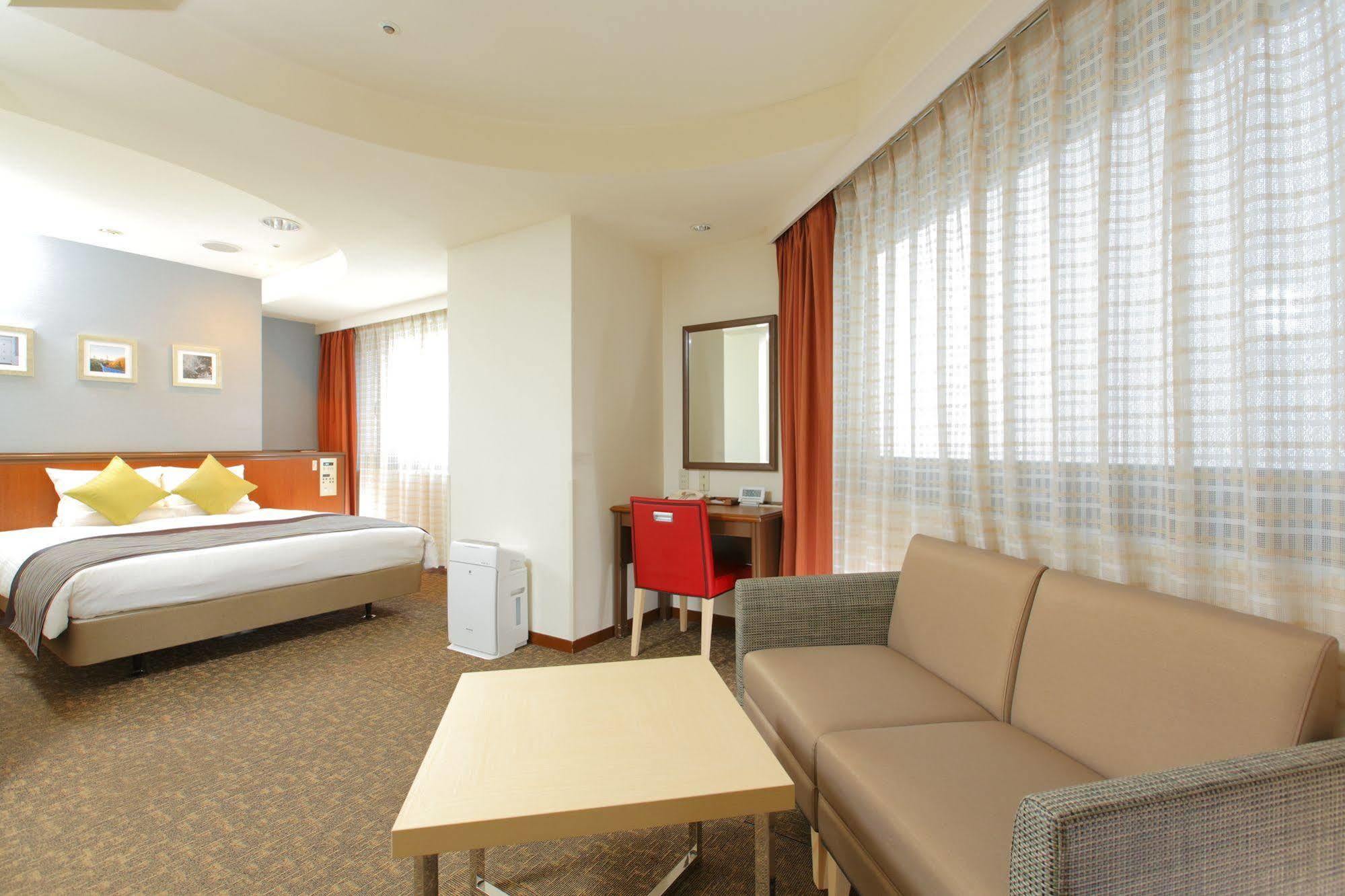 Hotel Mystays Utsunomiya Buitenkant foto